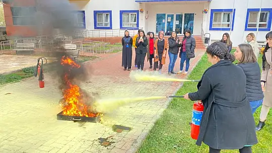 Kreş ve anaokulu müdürlüğü personeline yangın eğitimi
