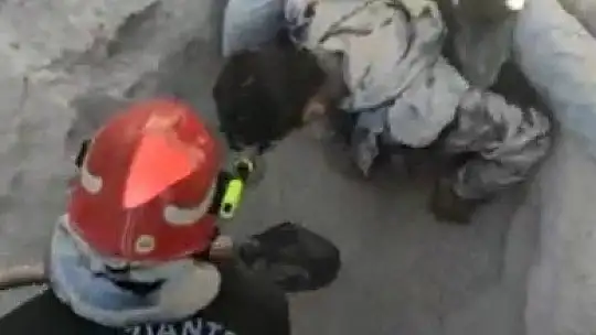 Kum silosunda kurtarma operasyonu