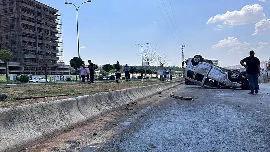 Kurban kesimi sonrası feci kaza: 2'si ağır 5 yaralı