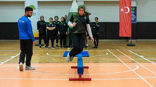 Kursiyerler, bireysel programlarla takip ediliyor