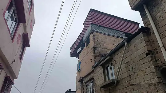 Kuş tartışması silahlı kavgaya dönüştü: Dede ile torun yaralandı