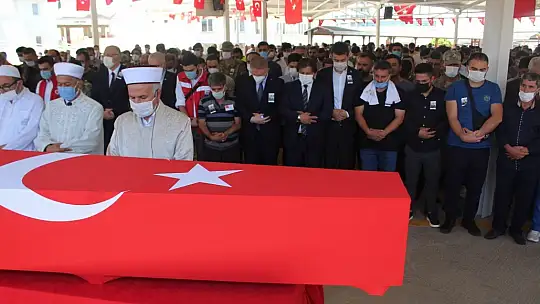 Kuzey Irak şehidi son yolculuğuna uğurlandı