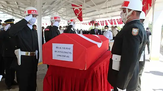 Libya'da şehit olan Uzman Çavuş Yılmaz'ın naaşı memleketine uğurlandı