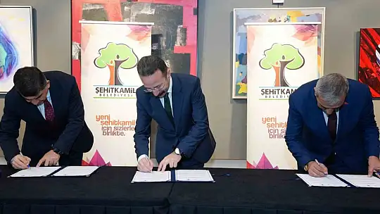 Liseler arası münazara yarışması protokolü imzalandı
