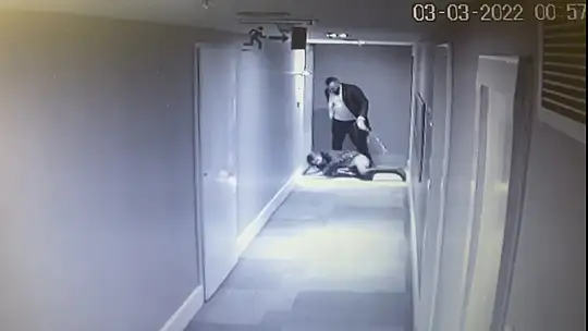 Lüks otelde 7. kattan düşerek hayatını kaybeden Ebru Cizdam'ın sürüklendiği görüntüler ortaya çıktı