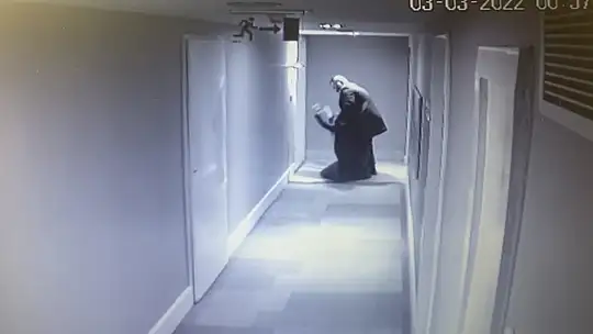 Lüks otelde 7. kattan düşerek hayatını kaybeden Ebru Cizdam'ın sürüklendiği görüntüler ortaya çıktı