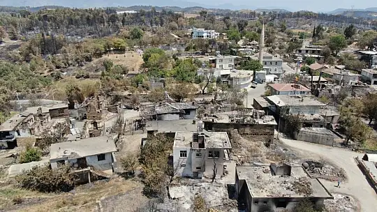 Manavgat 9 günlük yangın sonrası havadan görüntülendi