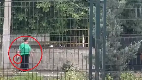 Mardin'de kız öğrenci tabancayla okul kapısına dayandı