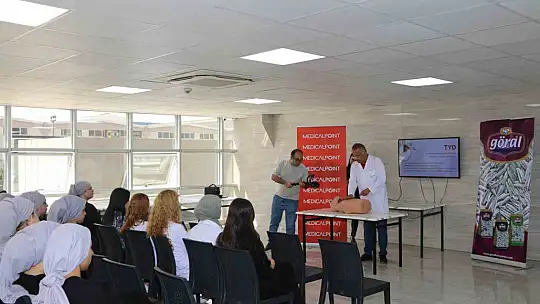 Medıcal Poınt'te 'İlk Yardım Eğitimi ile Toplumsal Farkındalık' eğitimi