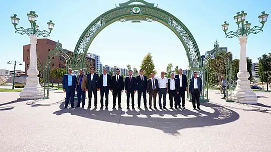 Milletvekili Aydın'dan, Fadıloğlu'na övgü