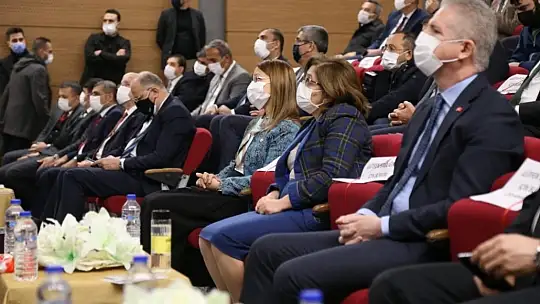 Milli Eğitim Bakanı Selçuk: 'Temel eğitimde fırsat adaleti çok kritik'