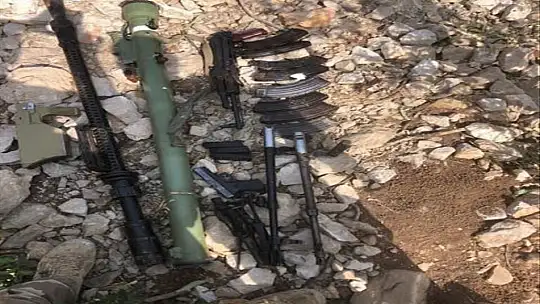 Milli Savunma Bakanlığı: 'PKK'lı teröristlere ait çok sayıda silah ve mühimmat ele geçirildi'