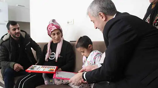 Minik Asiye'nin yeni evindeki ilk ziyaretçisi Tahmazoğlu oldu