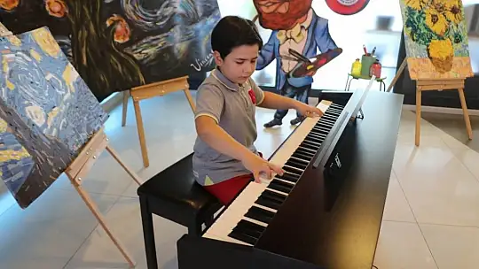 Minik piyanist, Cumhurbaşkanıyla buluşacağı anı bekliyor