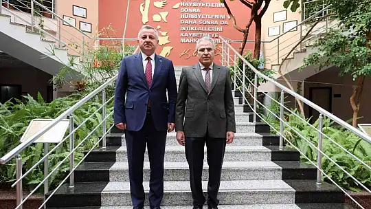 Moldova Büyükelçisi Croıtor, GAÜN'de iş birliklerini ele aldı