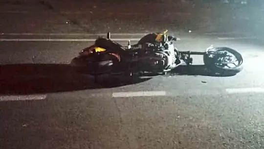 Motosiklet, halk otobüsüne çarptı: 1 ölü, 1 ağır yaralı