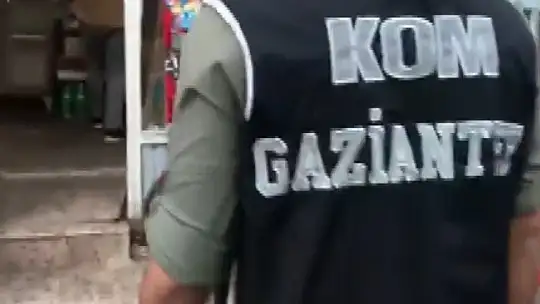 Motosiklet sepetinde kaçak sigara ele geçirildi