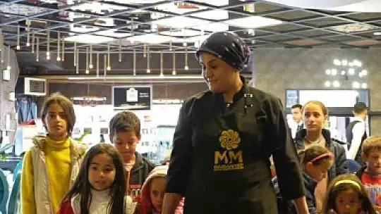 MSM'nin şefleri, depremzede çocuklar oldu