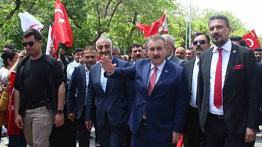 Mustafa Destici: 'Ne kadar terör örgütü varsa Kılıçdaroğlu'nu destekliyor'