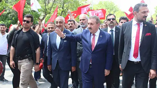 Mustafa Destici: 'Ne kadar terör örgütü varsa Kılıçdaroğlu'nu destekliyor'