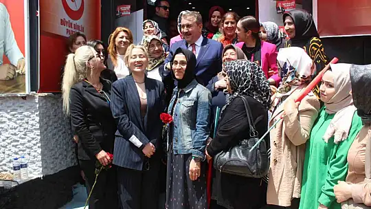 Mustafa Destici: 'Ne kadar terör örgütü varsa Kılıçdaroğlu'nu destekliyor'