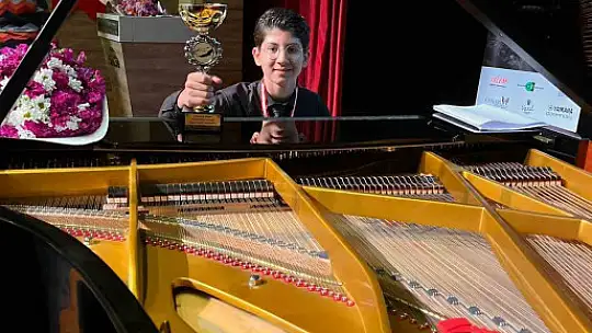 Müzik'te Dünya Birinciliği GKV'li Meriç Demircioğlu'nun