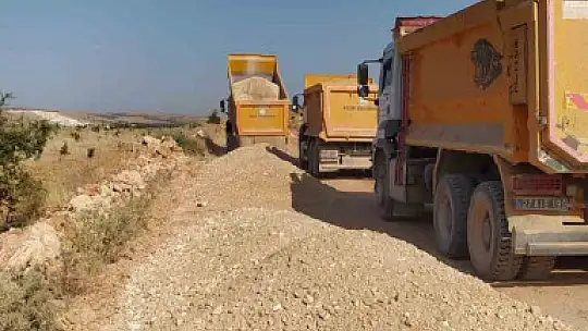 Nizip Belediyesi'nin kırsaldaki hizmetleri sürüyor