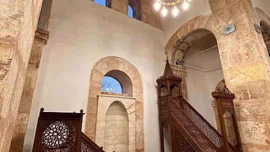 Nizip Fevkani Camii ilk teravih namazında ibadete açılıyor