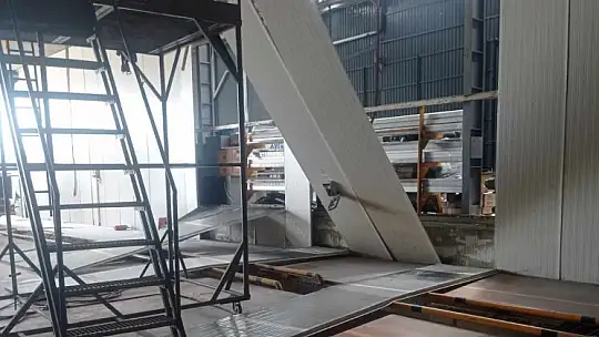 Nizip'te LPG tankeri muayene esnasında patladı: 2 yaralı