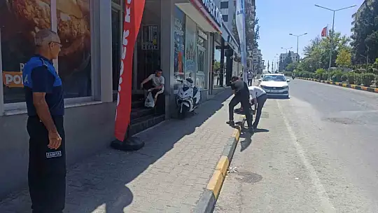 Nizip'te Zabıta ekipleri kaldırım işgallerine geçit vermiyor