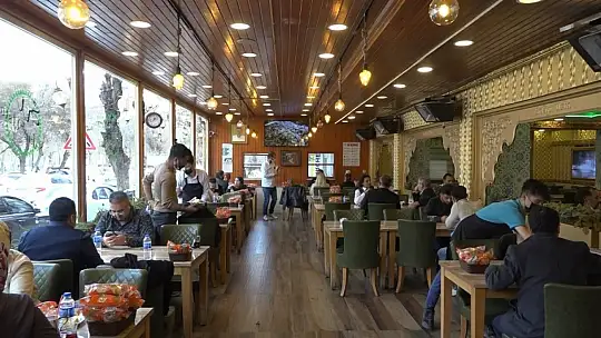 Normalleşmede Gaziantepliler beyrana koştu