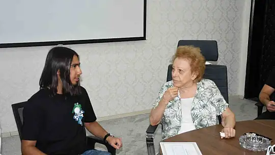 Nüket Ersoy YKS şampiyonlarını ağırladı