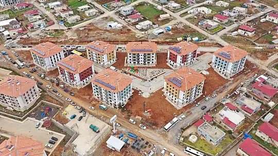 Nurdağı'nda tamamlanan konutlar sahiplerine teslim ediliyor