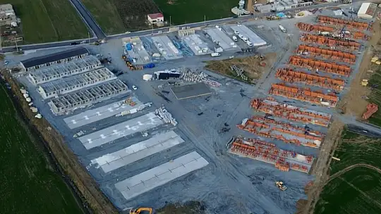Nurdağı'nda yığma yapı, konteyner kent ve prefabrik ev çalışmaları hız kazandı