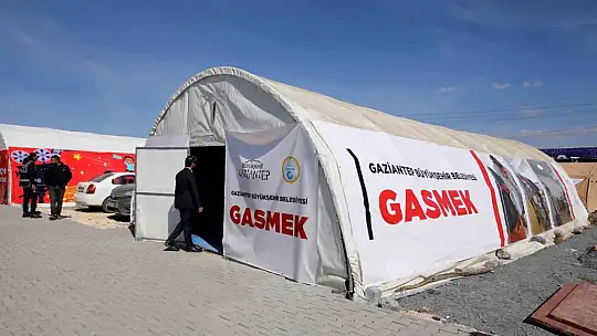 Nurdağı'ndaki konteyner kente aileler yerleştiriliyor