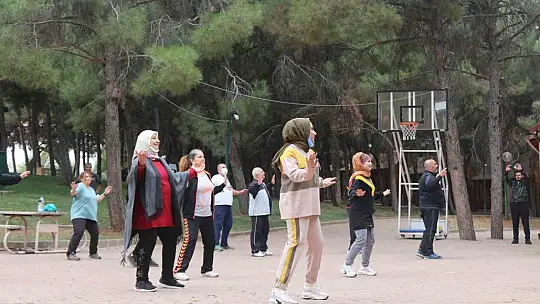 Obezite kampında 600 kişi fazla kilolarından kurtuldu