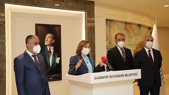 Öğrenci servisi esnafına bin 500 liralık maddi destek
