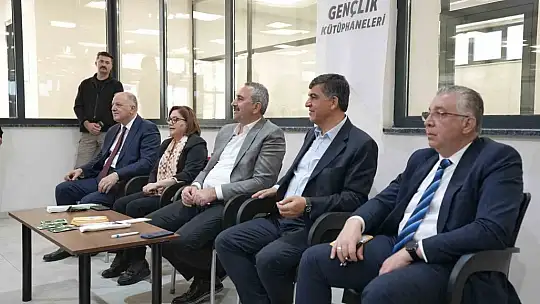 Öğrenciler sordu Gül ile Fadıloğlu yanıtladı
