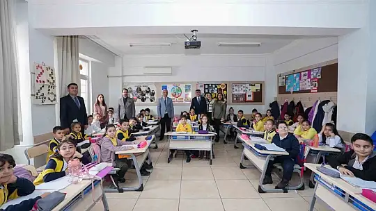 Öğretmen talep etti, dersi Fadıloğlu anlattı