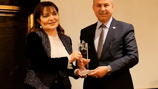 Oğuzeli Hanım Ellere Proje ödülü