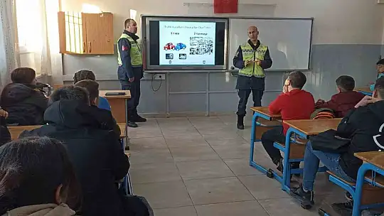 Oğuzeli'nde öğrencilere trafik eğitimi