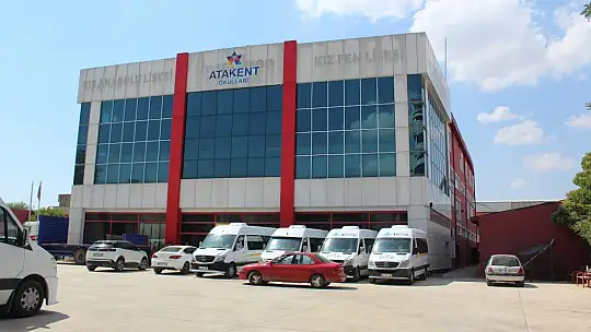 Önce yıllık ücretleri topladılar, sonra özel okulu kapatarak ortadan kayboldular