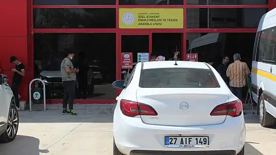 Önce yıllık ücretleri topladılar, sonra özel okulu kapatarak ortadan kayboldular