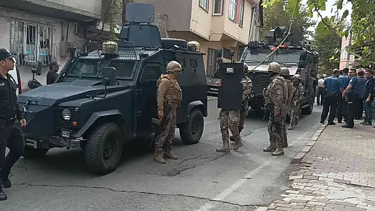 Operasyona giden polislere saldırı: 3 yaralı