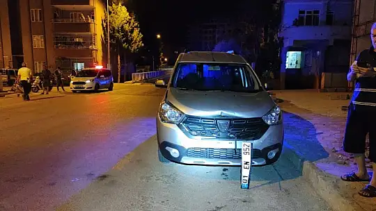 Otomobil takla attı sürücüsü kaçtı