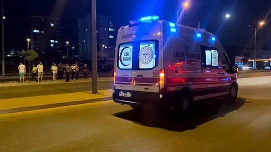 Otomobilin çarptığı kadın hayatını kaybetti