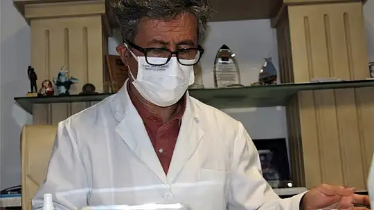 Aşı gönüllüsü Prof. Dr. Demirer: 'Yavaş yavaş, böyle fokur fokur kaynayan bir aşı karşıtlığı başladı'