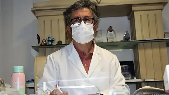 Aşı gönüllüsü Prof. Dr. Demirer: 'Yavaş yavaş, böyle fokur fokur kaynayan bir aşı karşıtlığı başladı'