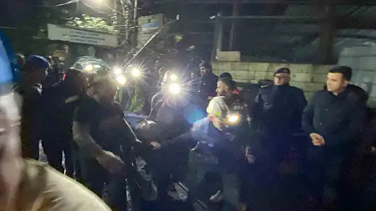 Özel maden ocağında göçük: 2 işçiden 1'i sağ olarak çıkartıldı