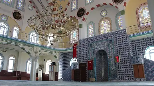 Şehit oğlunun hatırasını yaşatabilmek için tüm malını sattı